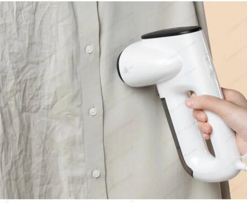 DÉFROISSEUR À VAPEUR NM1